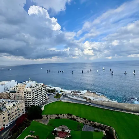 Apartment Skyline Seafront Penthouse *