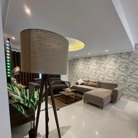 Skyline Seafront Penthouse Gzira