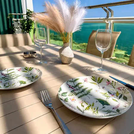 Skyline Seafront Penthouse