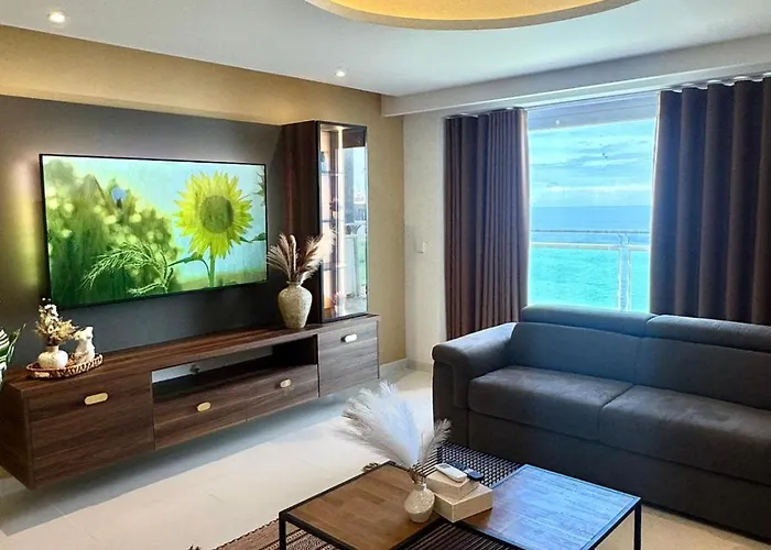 Skyline Seafront Penthouse Apartamento