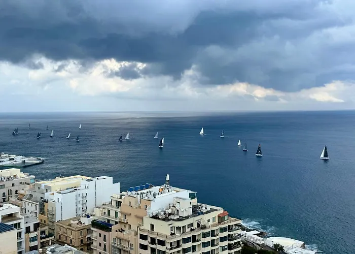 Apartamento Skyline Seafront Penthouse