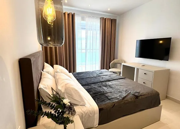 Skyline Seafront Penthouse Apartamento *